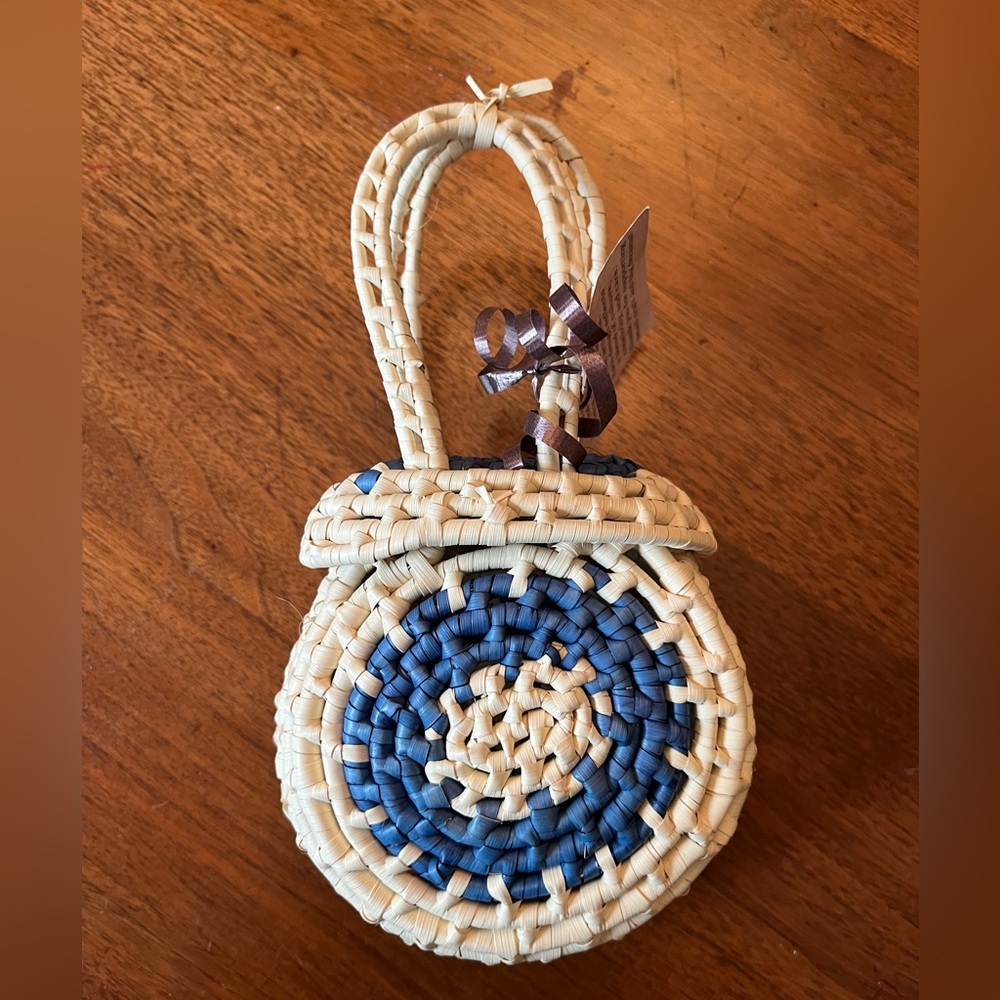 Handcrafted in Jamaica Blue and Cream Shell Bag